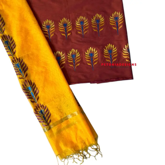 Peacock Feather Kurta with Multicolor Dupatta Hand-painted kurta with peacock feather motifs and contrast dupatta featuring multicolor feather design